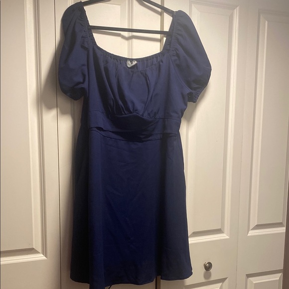 Elegant Navy Blue Dress - Picture 1 of 4